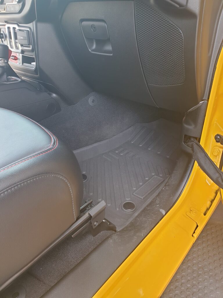 tappetini in gomma jeep wrangler JL 2 p interno ant